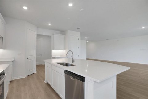 House in Parrish, Florida 4 bedrooms, 249.81 sq.m. № 2229159 - photo 28