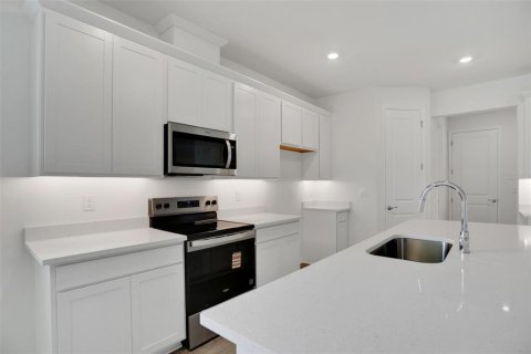 House in Parrish, Florida 4 bedrooms, 249.81 sq.m. № 2229159 - photo 29