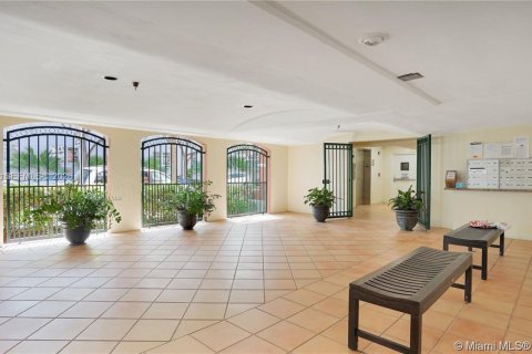 Купить кондоминиум в Майами-Бич, Флорида 2 спальни, 110.55м2, № 2006633 - фото 5