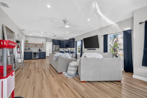 Villa ou maison à vendre à Holly Hill, Floride: 2 chambres, 106.65 m2 № 2398304 - photo 9