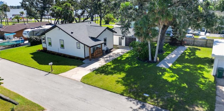 Villa ou maison à Holly Hill, Floride 2 chambres, 106.65 m2 № 2398304