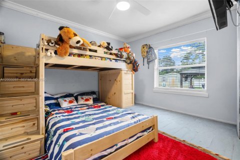 House in Plantation, Florida 3 bedrooms, 102.19 sq.m. № 2069044 - photo 19