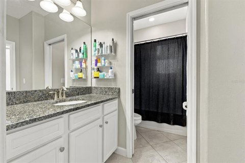Townhouse in Tampa, Florida 3 bedrooms, 172.05 sq.m. № 2381002 - photo 22