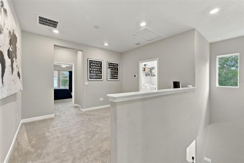 Townhouse in Tampa, Florida 3 bedrooms, 172.05 sq.m. № 2381002 - photo 14