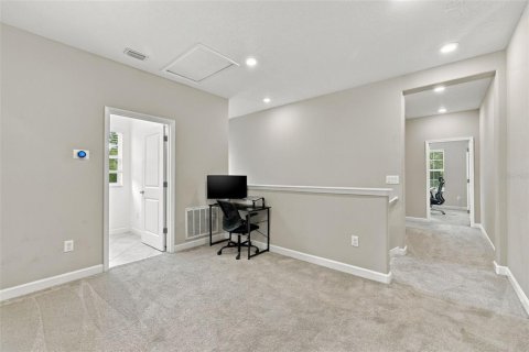 Townhouse in Tampa, Florida 3 bedrooms, 172.05 sq.m. № 2381002 - photo 15