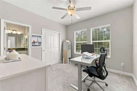 Townhouse in Tampa, Florida 3 bedrooms, 172.05 sq.m. № 2381002 - photo 20