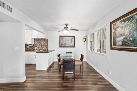 Copropriété à vendre à Gainesville, Floride: 1 chambre, 65.22 m2 № 1904538 - photo 5