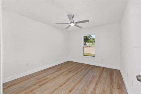 House in Belleview, Florida 3 bedrooms, 128.95 sq.m. № 1755040 - photo 24