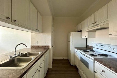 Condo in Orlando, Florida, 1 bedroom № 2395990 - photo 7