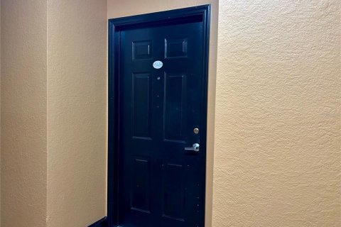 Condo in Orlando, Florida, 1 bedroom № 2395990 - photo 3
