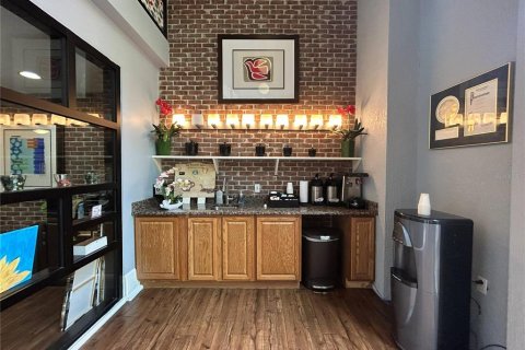 Condo in Orlando, Florida, 1 bedroom № 2395990 - photo 14