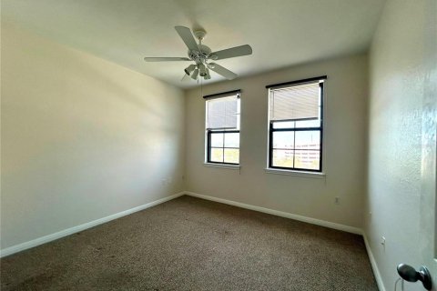 Condo in Orlando, Florida, 1 bedroom № 2395990 - photo 9