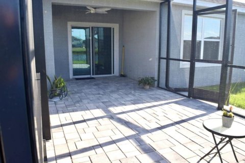 Casa en venta en Wesley Chapel, Florida, 4 dormitorios, 171.5 m2 № 1904986 - foto 19