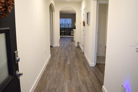 Casa en venta en Wesley Chapel, Florida, 4 dormitorios, 171.5 m2 № 1904986 - foto 3
