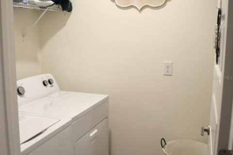 Casa en venta en Wesley Chapel, Florida, 4 dormitorios, 171.5 m2 № 1904986 - foto 9
