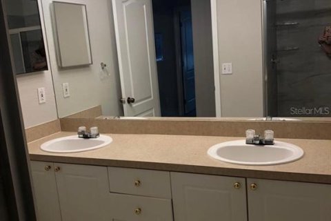 Condominio en alquiler en Orlando, Florida, 1 dormitorio, 82.68 m2 № 1855892 - foto 8
