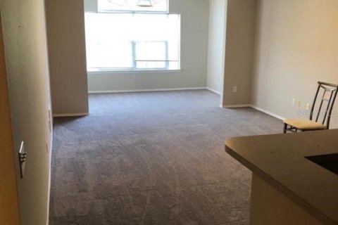 Condominio en alquiler en Orlando, Florida, 1 dormitorio, 82.68 m2 № 1855892 - foto 9