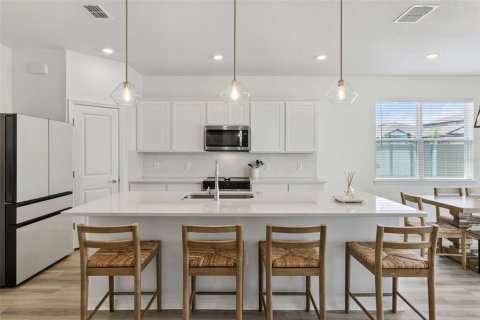 Casa en venta en Lake Alfred, Florida, 4 dormitorios, 268.86 m2 № 2110396 - foto 14