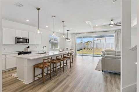 Casa en venta en Lake Alfred, Florida, 4 dormitorios, 268.86 m2 № 2110396 - foto 10