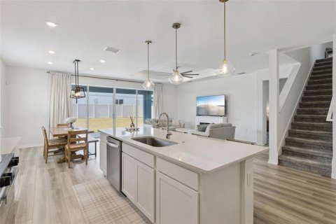Casa en venta en Lake Alfred, Florida, 4 dormitorios, 268.86 m2 № 2110396 - foto 26