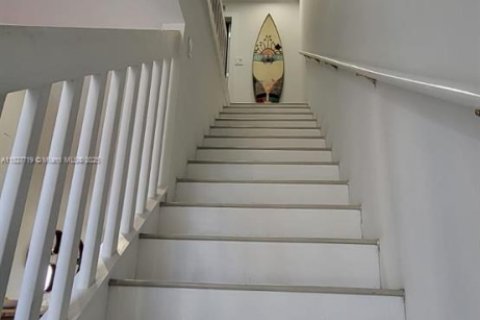 Снять в аренду кондоминиум в Сент-Луси, Флорида 2 спальни, 110.18м2, № 1934738 - фото 14