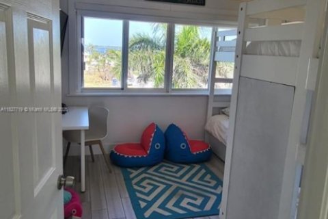 Снять в аренду кондоминиум в Сент-Луси, Флорида 2 спальни, 110.18м2, № 1934738 - фото 16