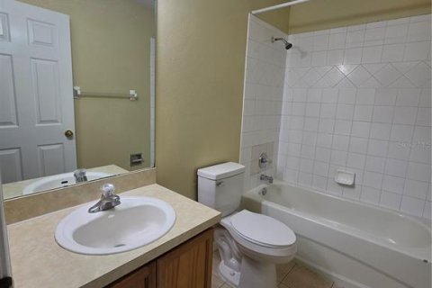 Touwnhouse à louer à Valrico, Floride: 3 chambres, 130.81 m2 № 2430846 - photo 18