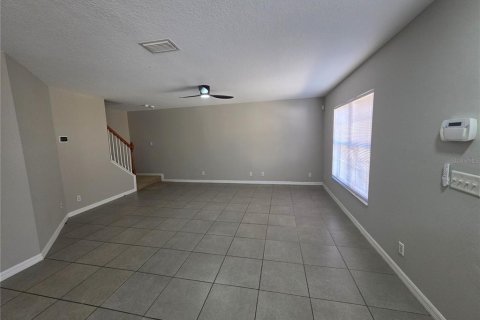 Touwnhouse à louer à Valrico, Floride: 3 chambres, 130.81 m2 № 2430846 - photo 4