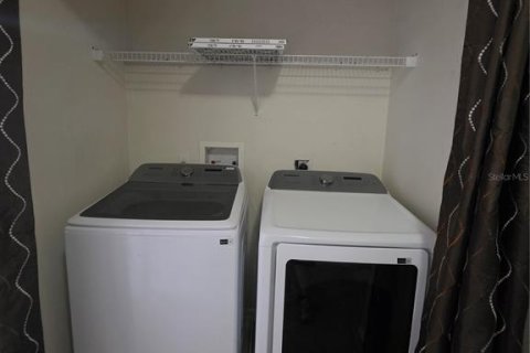 Touwnhouse à louer à Valrico, Floride: 3 chambres, 130.81 m2 № 2430846 - photo 14