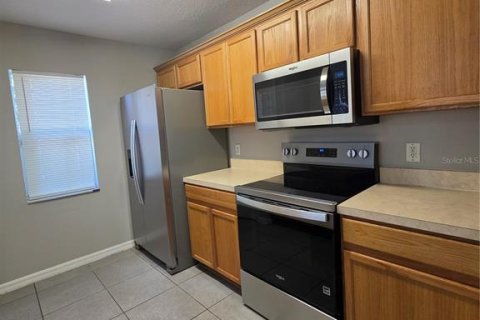 Touwnhouse à louer à Valrico, Floride: 3 chambres, 130.81 m2 № 2430846 - photo 10