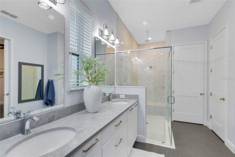 House in Orlando, Florida 5 bedrooms, 331.38 sq.m. № 1597399 - photo 20