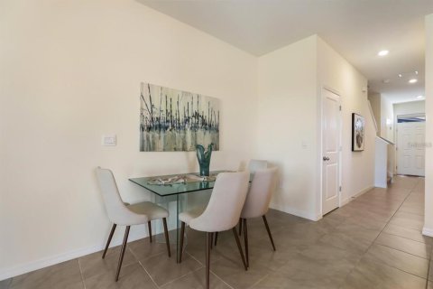 Touwnhouse à vendre à Sarasota, Floride: 3 chambres, 163.32 m2 № 2390852 - photo 10