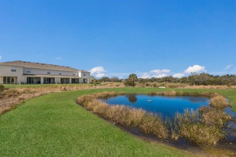 Touwnhouse à vendre à Sarasota, Floride: 3 chambres, 163.32 m2 № 2390852 - photo 5