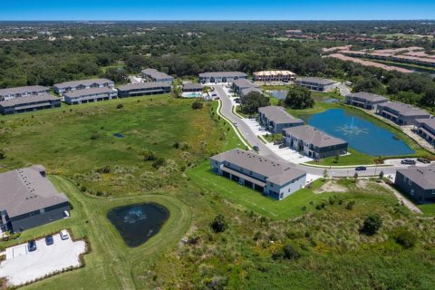 Touwnhouse à vendre à Sarasota, Floride: 3 chambres, 163.32 m2 № 2390852 - photo 3