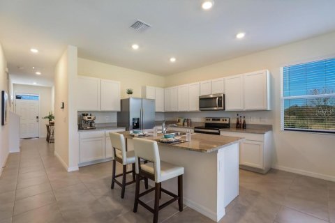 Touwnhouse à vendre à Sarasota, Floride: 3 chambres, 163.32 m2 № 2390852 - photo 12