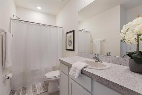 Touwnhouse à vendre à Sarasota, Floride: 3 chambres, 163.32 m2 № 2390852 - photo 23