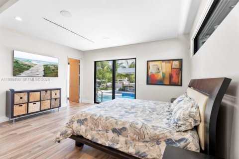 Villa ou maison à vendre à North Miami, Floride: 4 chambres, 339.84 m2 № 2057342 - photo 17