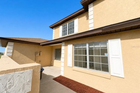 Touwnhouse à louer à Orlando, Floride: 3 chambres, 128.95 m2 № 2284147 - photo 3