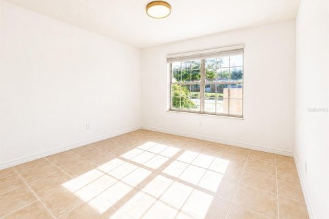 Touwnhouse à louer à Orlando, Floride: 3 chambres, 128.95 m2 № 2284147 - photo 9