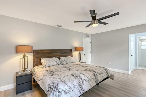 Villa ou maison à vendre à Sarasota, Floride: 3 chambres, 158.68 m2 № 2287818 - photo 19