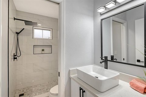 Villa ou maison à vendre à Sarasota, Floride: 3 chambres, 158.68 m2 № 2287818 - photo 27