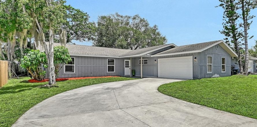Villa ou maison à Sarasota, Floride 3 chambres, 158.68 m2 № 2287818