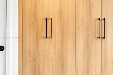 Copropriété à louer à Miami, Floride № 2045993 - photo 17