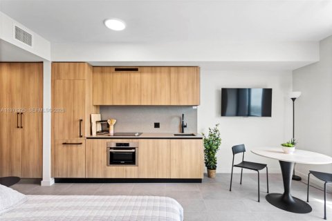 Copropriété à louer à Miami, Floride № 2045993 - photo 9