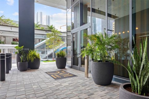 Copropriété à louer à Miami, Floride № 2045993 - photo 23