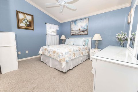 House in The Villages, Florida 3 bedrooms, 129.78 sq.m. № 2233512 - photo 11
