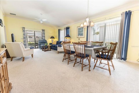 House in The Villages, Florida 3 bedrooms, 129.78 sq.m. № 2233512 - photo 5