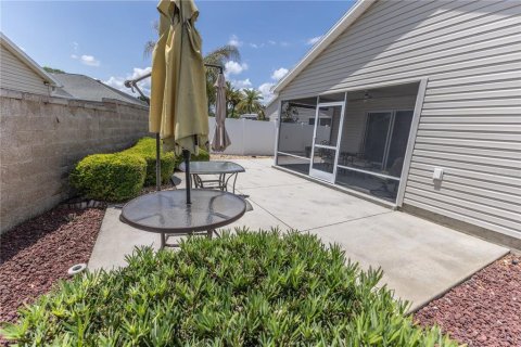 House in The Villages, Florida 3 bedrooms, 129.78 sq.m. № 2233512 - photo 23