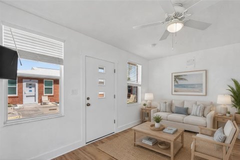 Condominio en venta en Venice, Florida, 1 dormitorio, 49.98 m2 № 2126719 - foto 6
