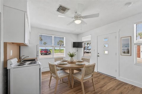Condominio en venta en Venice, Florida, 1 dormitorio, 49.98 m2 № 2126719 - foto 5